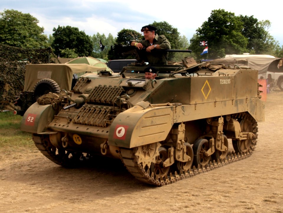 RECON CAR T8E1 pic-002