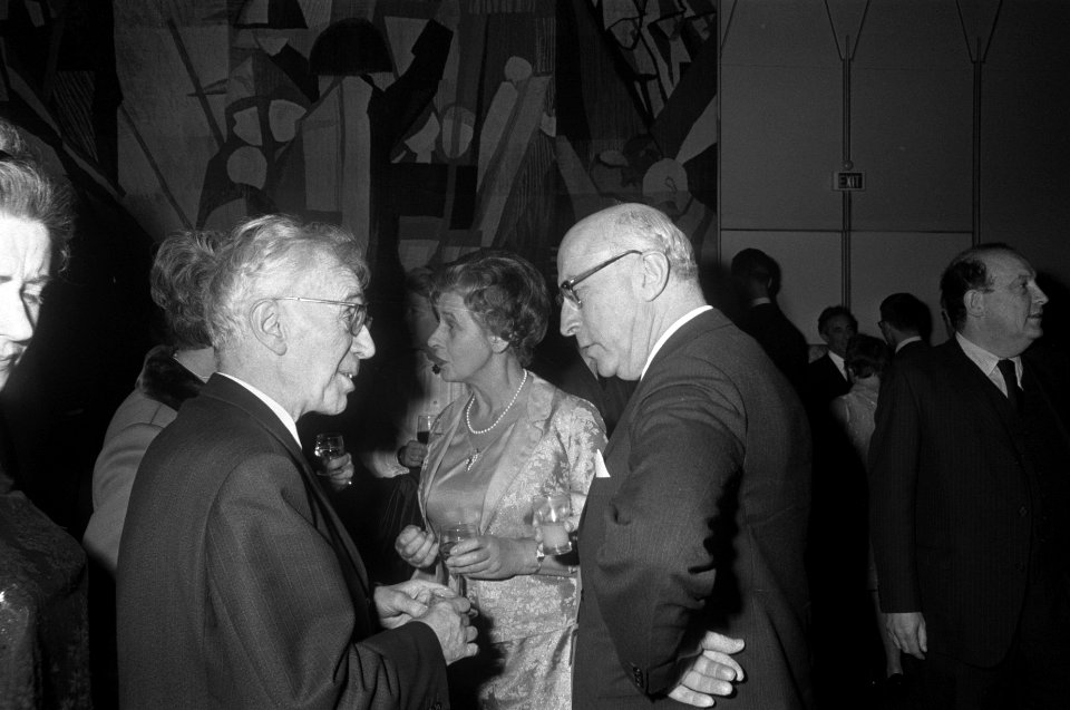 Receptie t.g.v.Dies Natalis van Amsterdam Universiteit in Hilton Hotel Amsterdam, Bestanddeelnr 923-1377