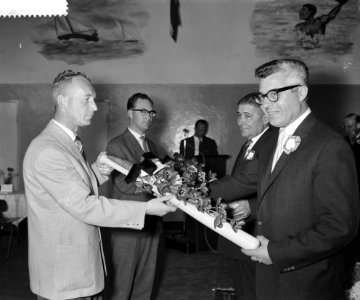Receptie ter gelegenheid van 40-jarig bestaan van Blauw Wit en Ajax NVVGA (Van , Bestanddeelnr 912-3505
