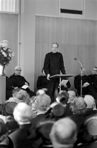 Reclasseringscongres Leger des Heils RAI Amsterdam mr. J.Th. Hartjes tijdens toe, Bestanddeelnr 921-8639