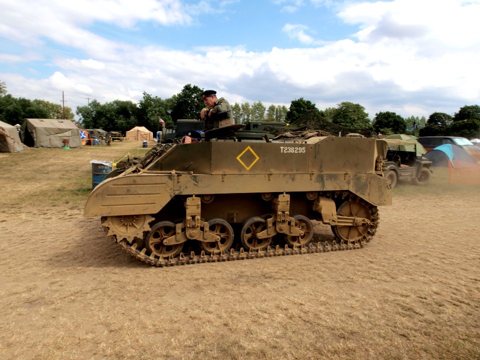 RECON CAR T8E1 pic-004