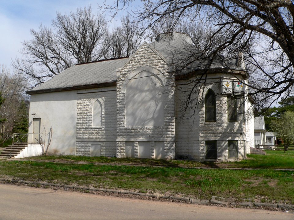 Red Cloud, Nebraska M.E. Church from SE 2