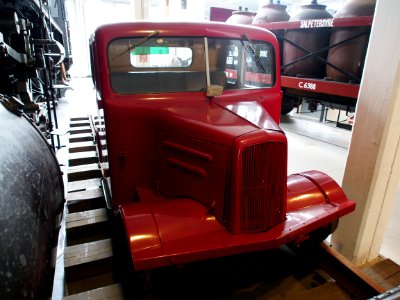 Red DSB trolley pic2