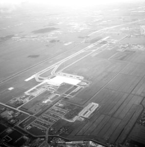 Recreatieterreinen, vliegvelden ed, overzichten, Luchthaven Rotterdam, Bestanddeelnr 163-1358