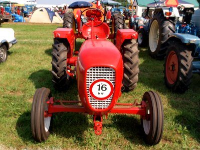 Red Guldner with white wheels pic2