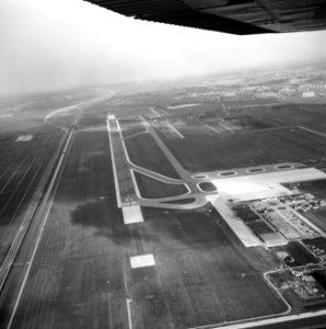 Recreatieterreinen, vliegvelden ed, overzichten, Luchthaven Rotterdam, Bestanddeelnr 163-1364