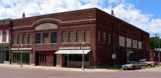 Red Cloud Besse Auditorium from NE