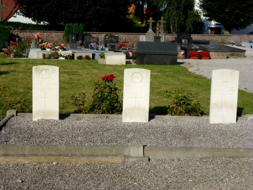 Recques-sur-Hem (Pas-de-Calais) tombes de guerre de la CWCG