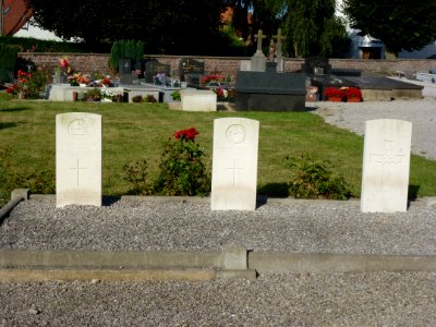Recques-sur-Hem (Pas-de-Calais) tombes de guerre de la CWCG