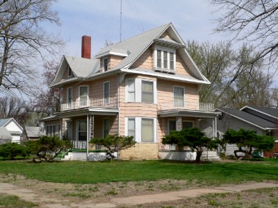 Red Cloud, Nebraska 3 Ave x Seward NW corner
