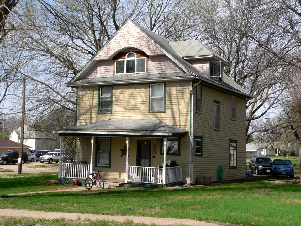 Red Cloud, Nebraska 705 N Cedar