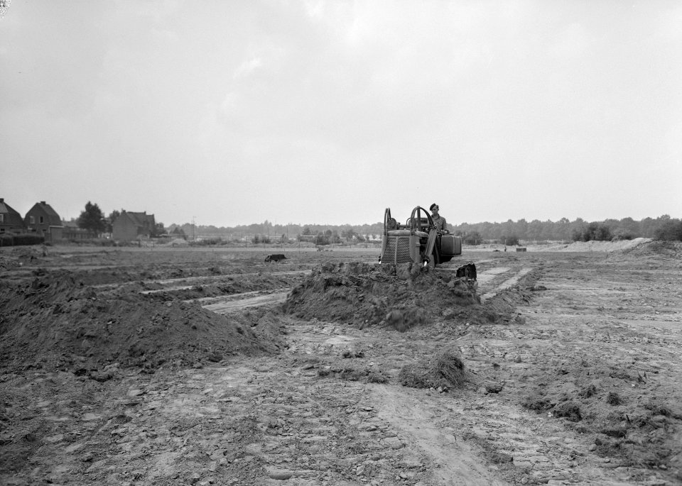 Recreatieterreinen, vliegvelden e.d., aanleg sportveldencomplex, vijvers, Groene, Bestanddeelnr 163-0520