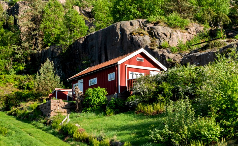 Red cottage in Govik