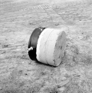 Recreatieterreinen, vliegvelden ed, betoncylinders, lichtelementen, Luchthaven, Bestanddeelnr 163-1398