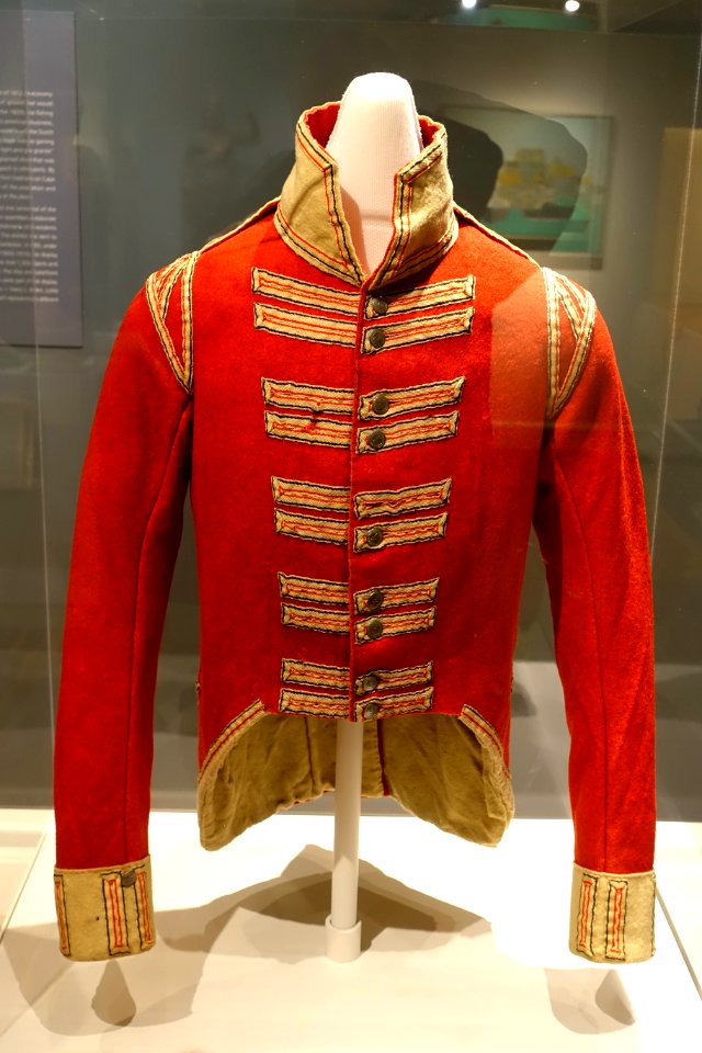 Red coat for 104th Regiment, British, c. 1812, wool, cotton, brass buttons - Cape Ann Museum - Gloucester, MA - DSC01085