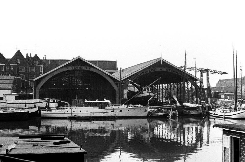 Reconstructie van Blazer TX 11 overgedragen op Scheepswerf t Kromhout in Amsterd, Bestanddeelnr 932-1638