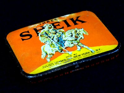 Rare vintage Sheik condom tin, pic1