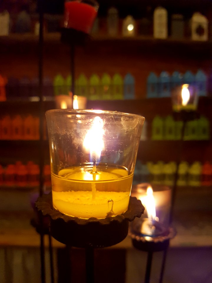 Ratchaburi candle house - 2017-04-16 (011)