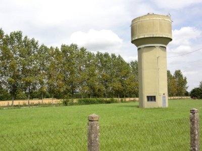 Rancourt-sur-Ornain (Meuse) château-d'eau