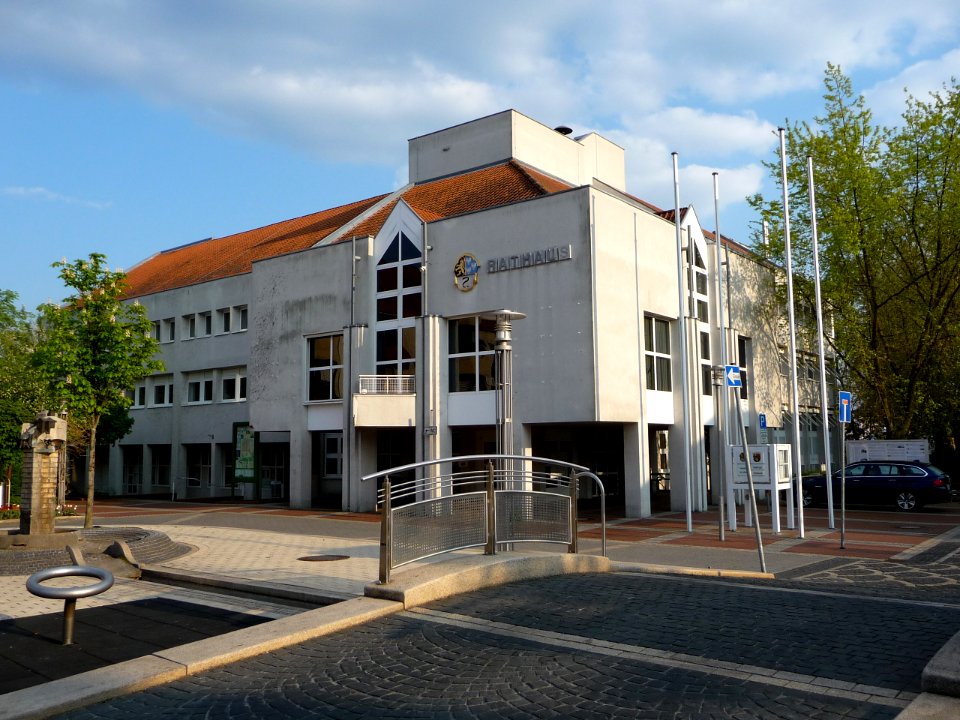 Rathaus Hassloch 01