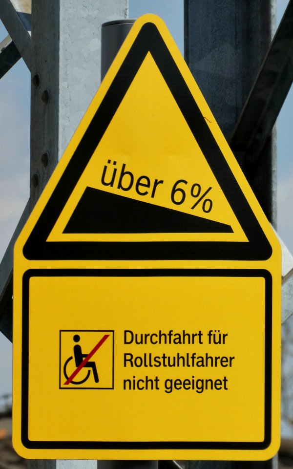 Rampe nicht für Rollstühle, 1