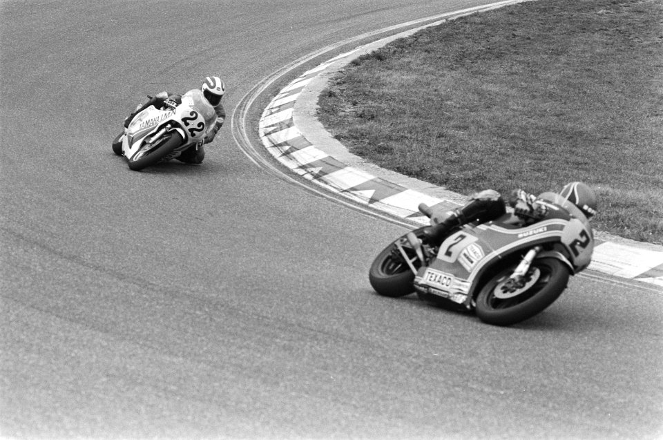 Randy Mamola) (2) gevolgd door Jack Middelburg (22), Bestanddeelnr 931-0183
