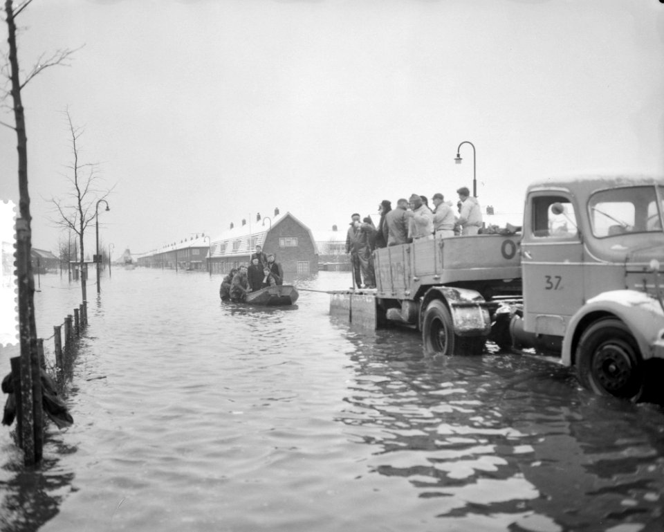 Ramp Tuindorp Oostzaan, Bestanddeelnr 910-9425