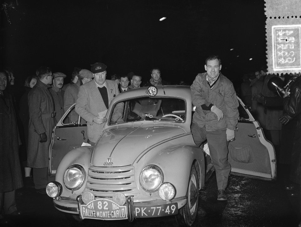 Rally Monte Carlo passeren Amsterdam, Bestanddeelnr 906-2524