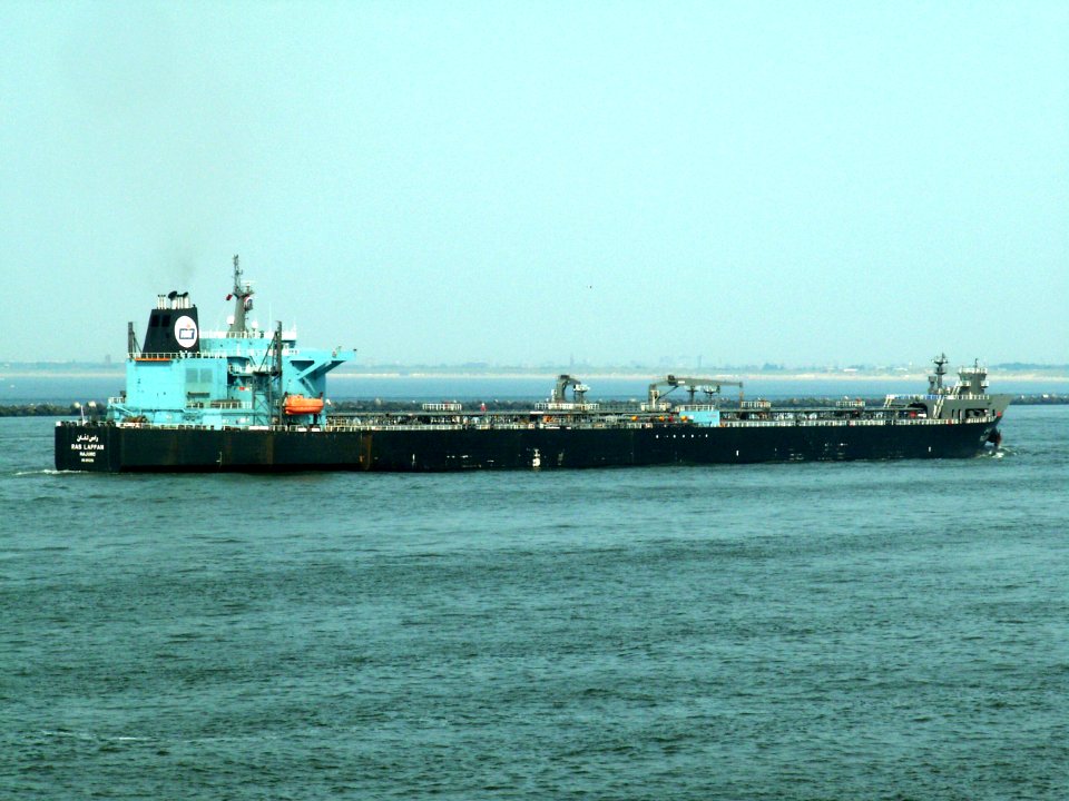 Ras Laffan p3 approaching Port of Rotterdam, Holland 04-Jul-2006