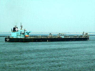 Ras Laffan p3 approaching Port of Rotterdam, Holland 04-Jul-2006