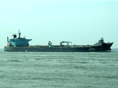 Ras Laffan - IMO 9183295 approaching Port of Rotterdam, Holland 04-Jul-2006