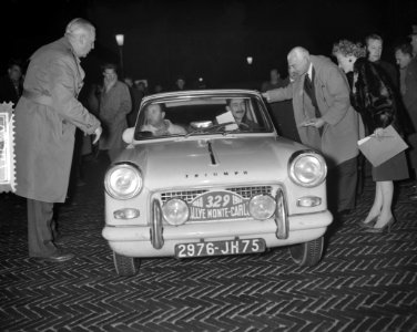 Rally Monte Carlo 1960 vertrek Den Haag, Bestanddeelnr 910-9567