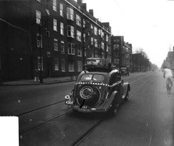 Ralley Monte Carlo vertrek taxi Amsterdam, Bestanddeelnr 903-1943