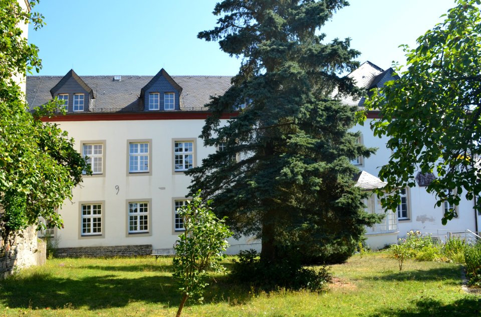 Ravengiersburg, Stiftsgebäude