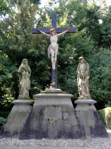 Ravenstein Rijksmonument 520442 Calvarieberg van RK Kerkhof