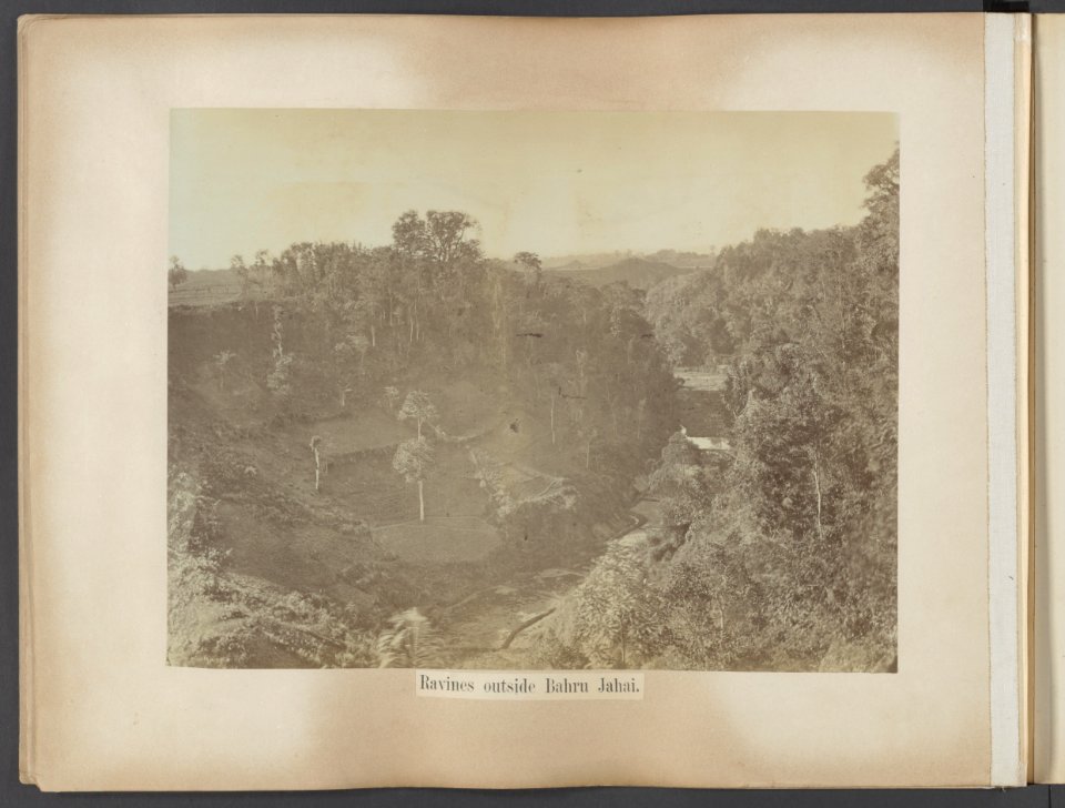 Ravines outside Bahru Jahai (Sumatra, 1870), Bestanddeelnr 815 63