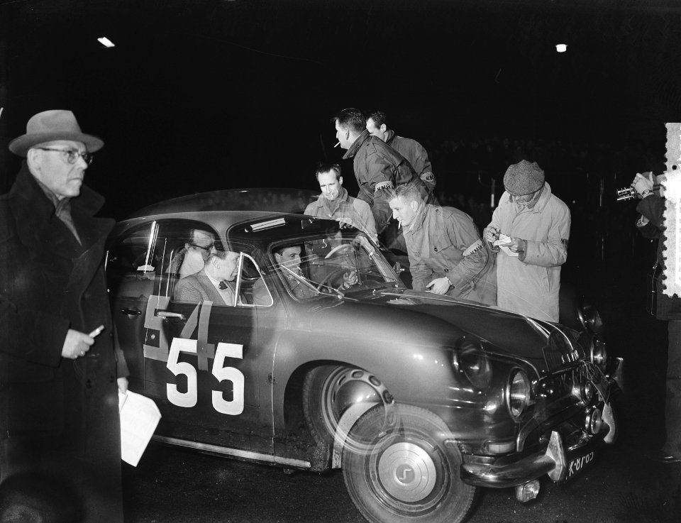 Rally Monte Carlo passeren Amsterdam, Bestanddeelnr 906-2534