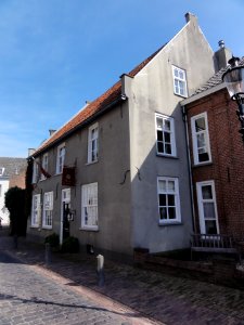Ravenstein Rijksmonument 32335 Landpoortstraat 1