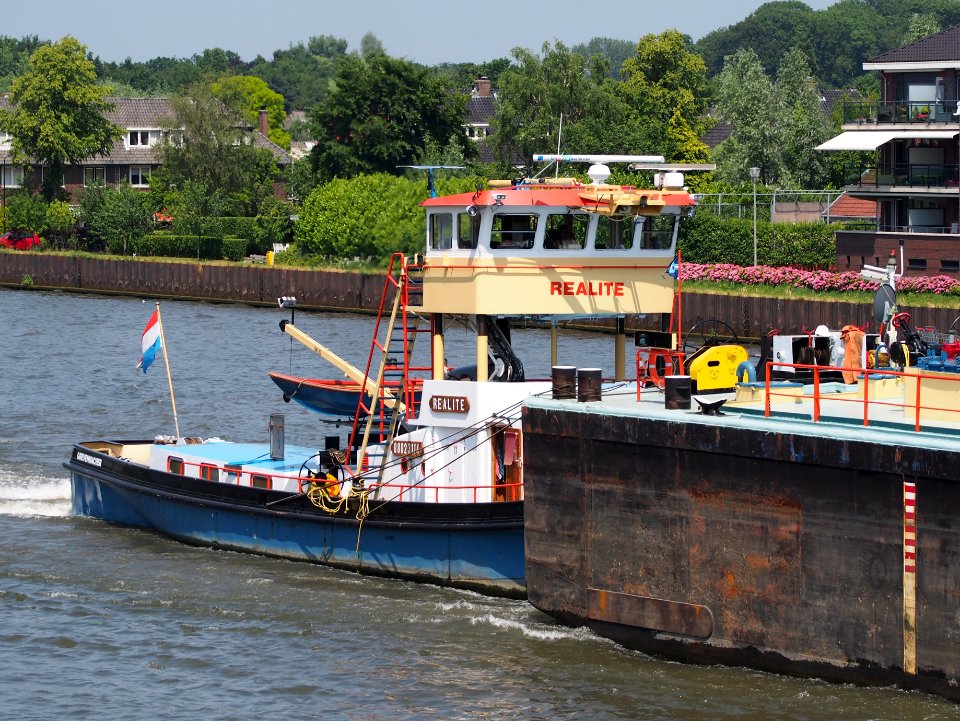 Realite - ENI 08023114 pushing Orca - ENI 02322405, Amsterdam-Rijnkanaal pic3