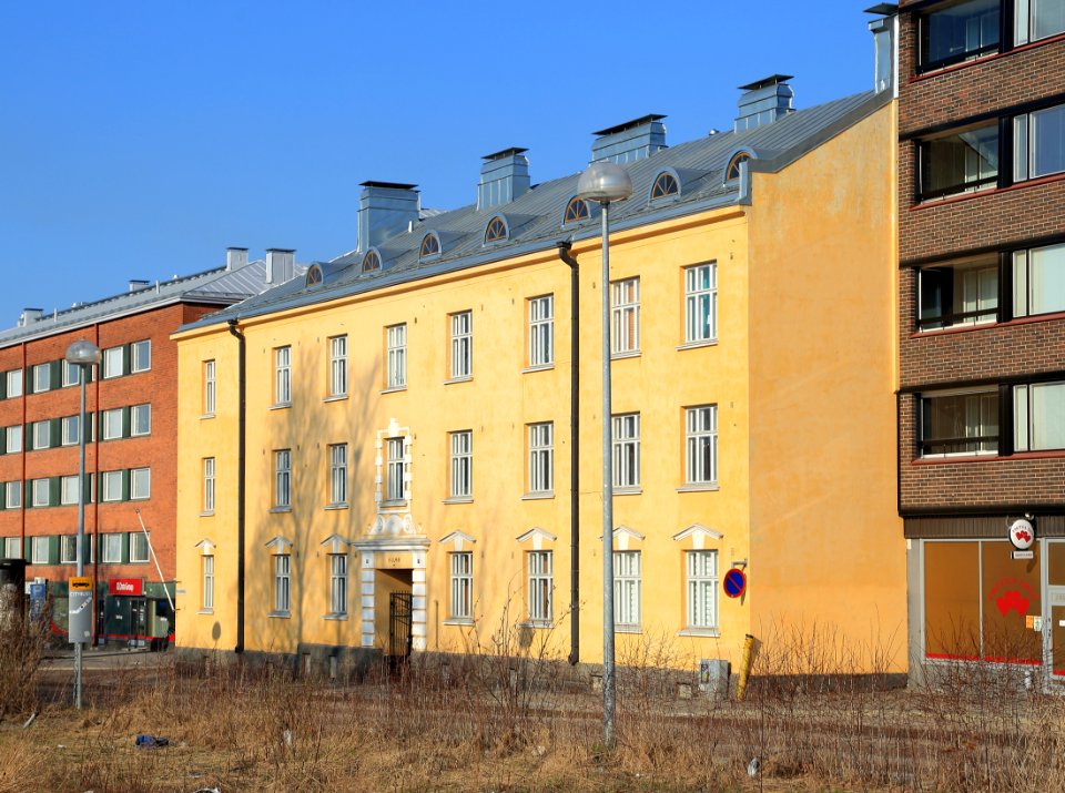 Rautatienkatu 18 Oulu 20160505 01
