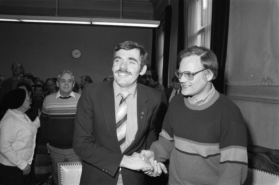 Rechtbank behandelt faillissementaanvraag ADM Gijs Honi (FNV) en rechts Rob Phi, Bestanddeelnr 933-2277