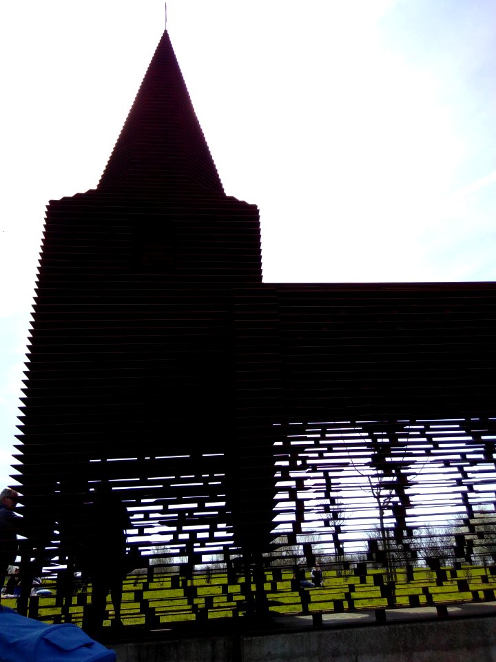 Reading Between the Lines - doorkijkkerk Borgloon 03