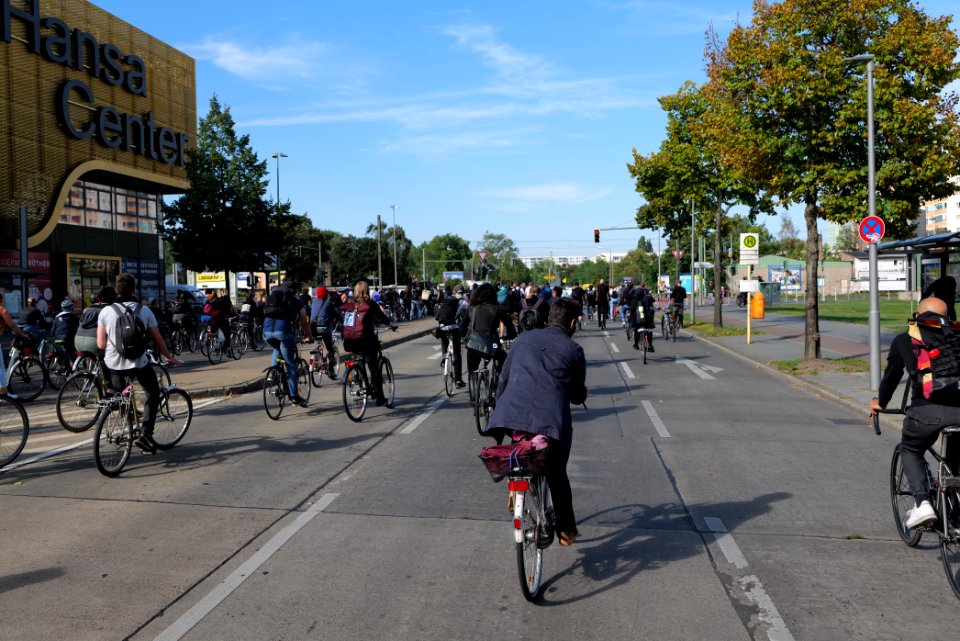 RCC care for future antfascist bicycle demonstration 2020-10-03 30