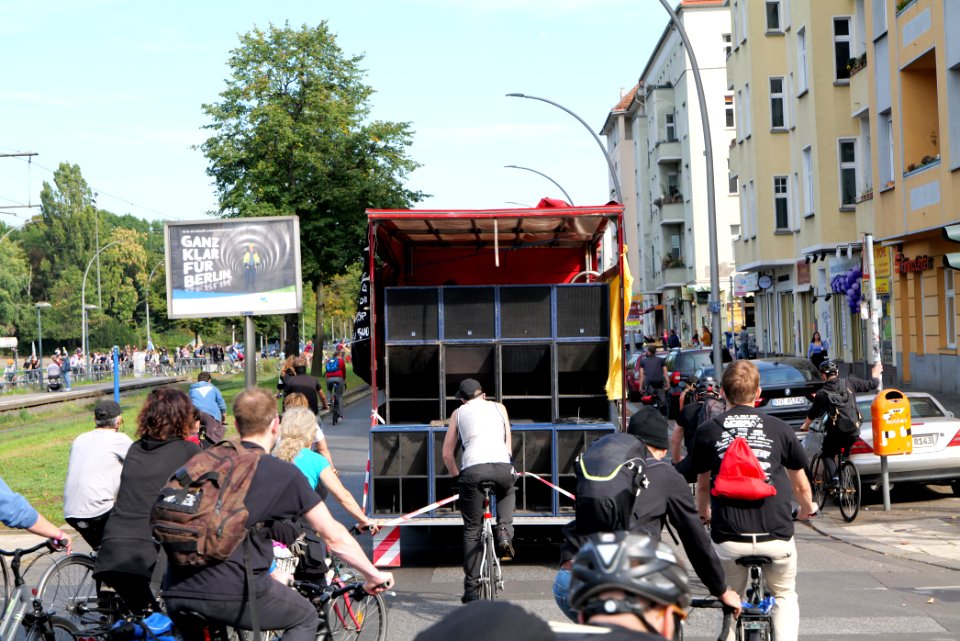 RCC care for future antfascist bicycle demonstration 2020-10-03 12
