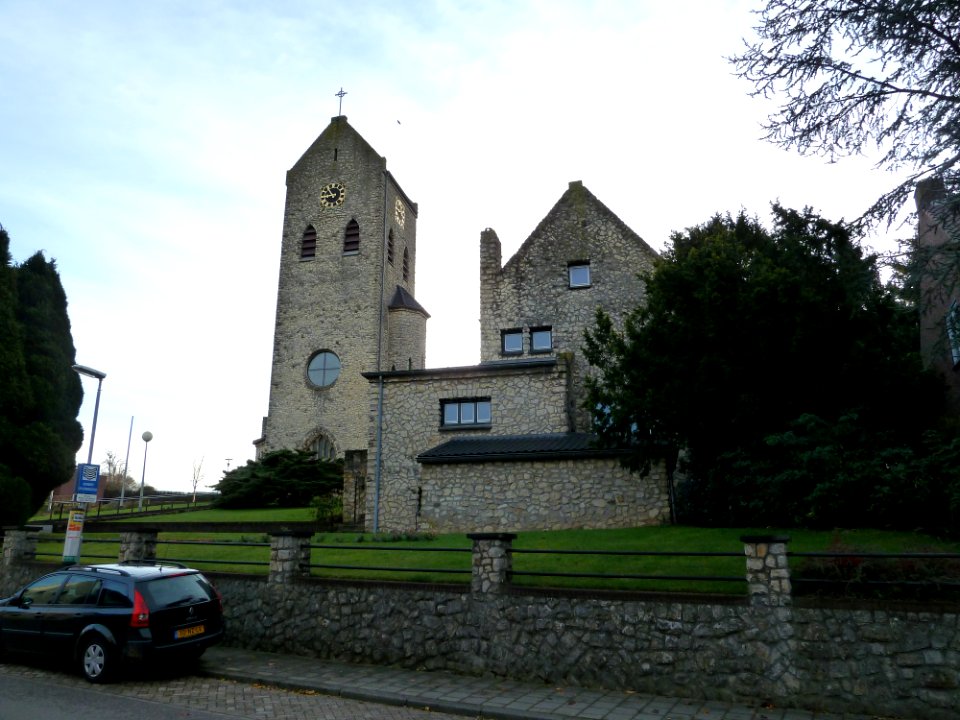 Ransdaal-Kerk en pastorie