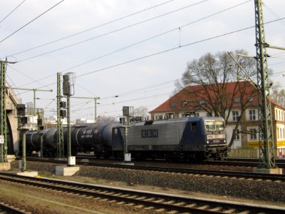 RBH 143 950-4 (122) vor Dresdner Hauptbahnhof DD Hbf