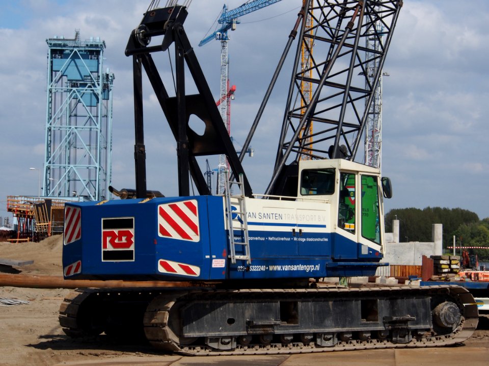RB International crawler crane, Van Santen, pic1