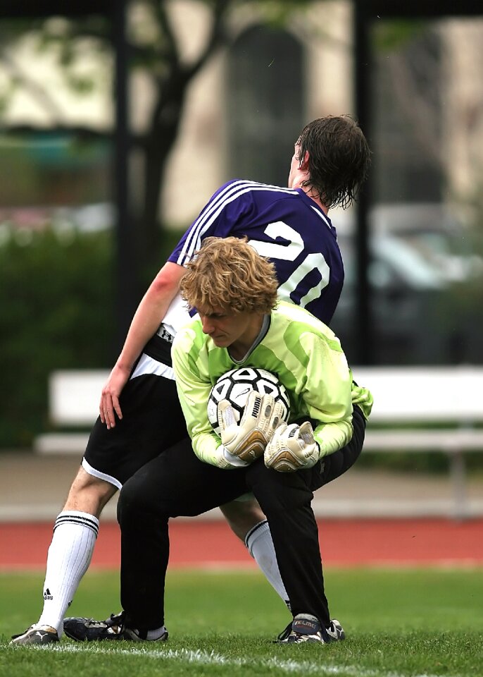 Goalie sport tender