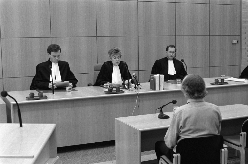 Rechtbank te Haarlem doet uitspraak in proces tegen Ferdi E. (Elsas), de ontvoer, Bestanddeelnr 934-2865