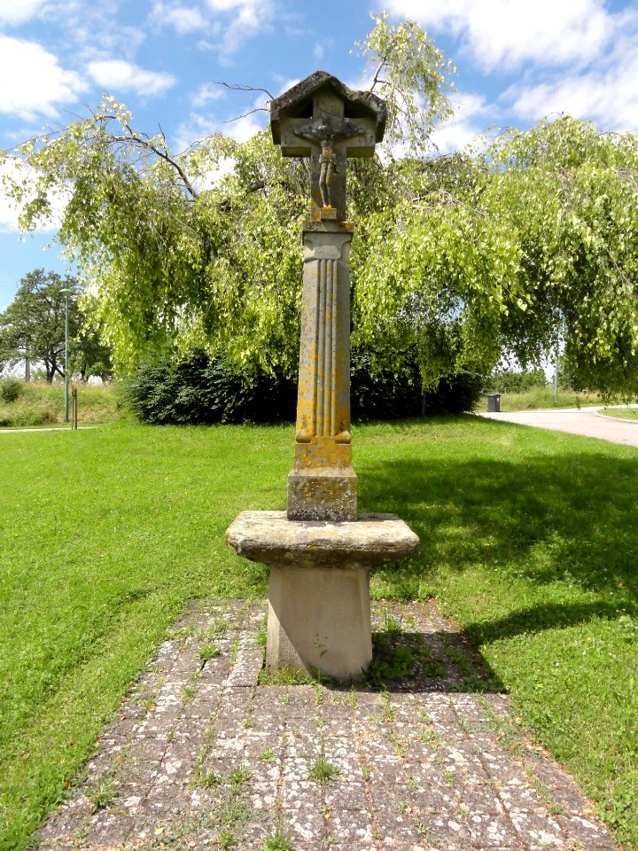 Reillon (M-et-M) croix de chemin B